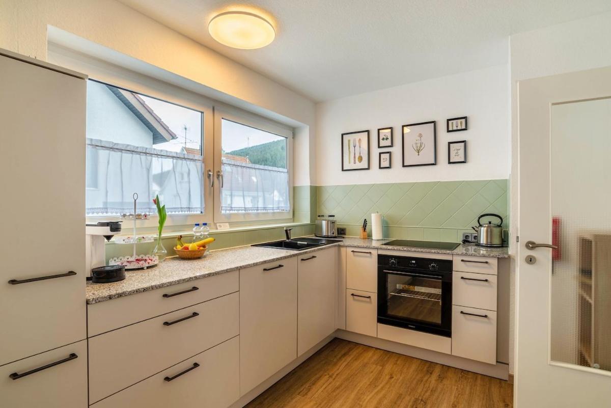 Ferienwohnung Am Enzufer Mit Balkon In Bad Wildbad Im Schwarzwald Dış mekan fotoğraf